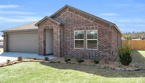 583 Nevada St, Farmington, AR 72730
