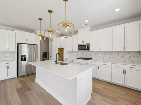 Kitchen - 1297 Whitman Cir, Monroe, GA 30656 photo 1 of 5