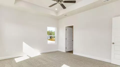 Bedroom - 5326 Macarthur Dr, Crestview, FL 32539 photo 2 of 20