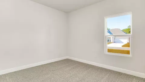 Bedroom - 5326 Macarthur Dr, Crestview, FL 32539 photo 5 of 20