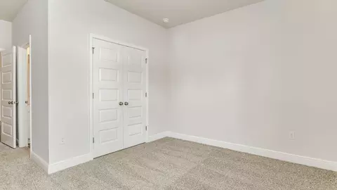Bedroom - 5326 Macarthur Dr, Crestview, FL 32539 photo 4 of 20