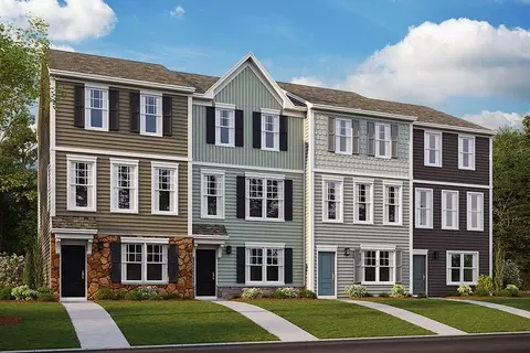 25 National St, Ranson, WV 25438