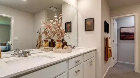 Bath - 3341 Eden Way, Eugene, OR 97404 photo 3 of 5