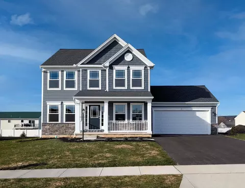 12 Kristi Ln, Biglerville, PA 17307