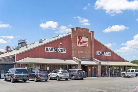 Exterior - 403 Aurora Dr, Maxwell, TX 78656 photo 6 of 10