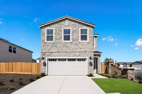 1758 Mohave Rd S, Madera, CA 93636