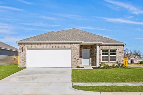 1001 Park Oak Ln, Crowley, TX 76036