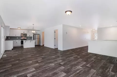 Living - Valley View Court, Marshall, MI 49068 photo 2 of 4