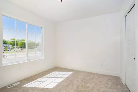 Bedroom - Valley View Court, Marshall, MI 49068 photo 3 of 8