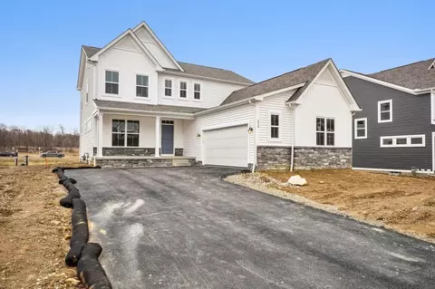 Exterior - 106 Ruby Rd, Pataskala, OH 43062 photo 5 of 21