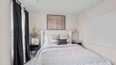 Bedroom - 1750 Franklin Pl, Springfield, OH 45503 photo 6 of 22