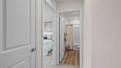 Entry Way - 1750 Franklin Pl, Springfield, OH 45503 photo 9 of 19