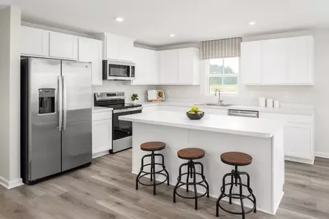Kitchen - 331 Nevins Rd, Henrietta, NY 14467 photo 5 of 5
