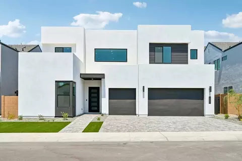 7258 W White Feather Ln, Peoria, AZ 85383