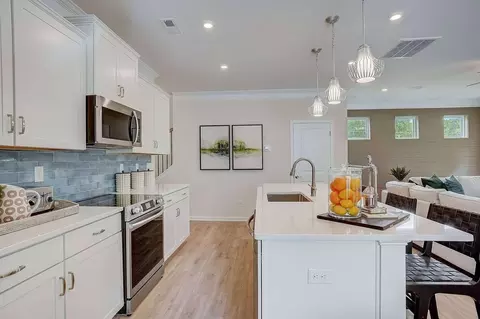 Kitchen - Quinelle Drive, Perry, GA 31069 photo 14 of 26