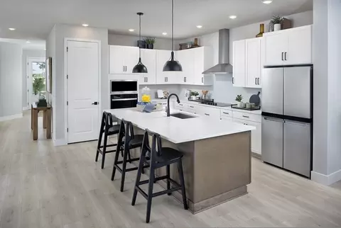 Kitchen - 10620 Crescent Creek Xing, Parrish, FL 34219 photo 1 of 1