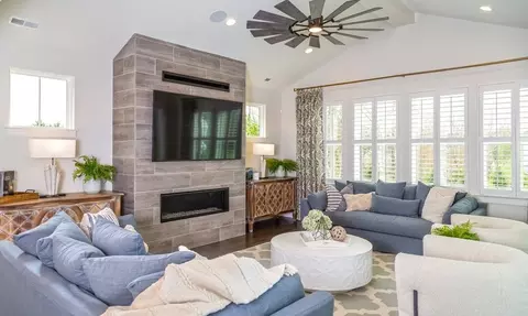Living - 4007 Persimmon Rd, Lancaster, SC 29720 photo 6 of 7