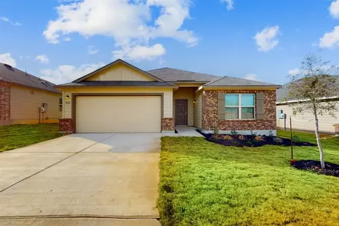 23551 Mathis Rd, Elmendorf, TX 78112