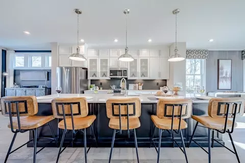 Kitchen - 8905 Eager Rd, Saint Louis, MO 63144 photo 10 of 12