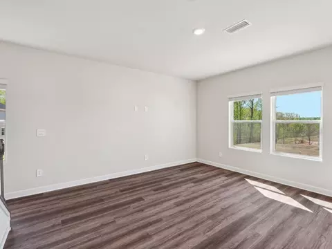 5211 Georgette Trl, Cherryville, NC 28021
