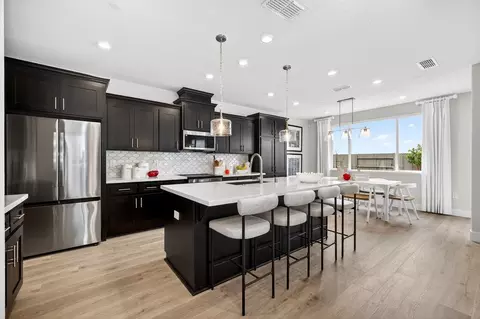 Kitchen - 3932 Switchgrass Rd, Placer One, CA 95747 photo 7 of 27