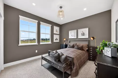 Bedroom - 3932 Switchgrass Rd, Placer One, CA 95747 photo 8 of 18