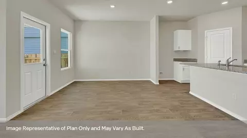 Living - 336 Bollinger Blvd, Maxwell, TX 78656 photo 3 of 5