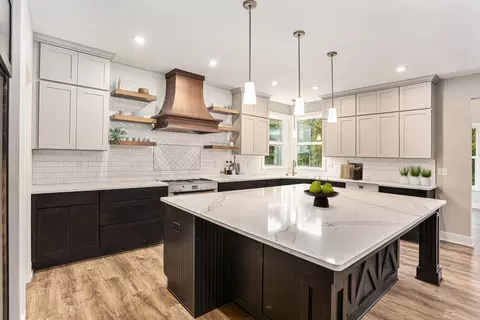 Kitchen - 9371 5 Mile NE, Ada, MI 49301 photo 2 of 5