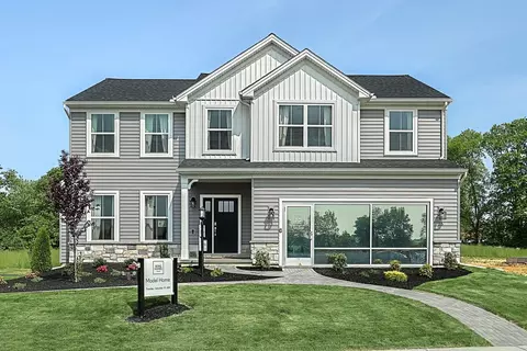 35 Long Bend Dr, Carlisle, PA 17015