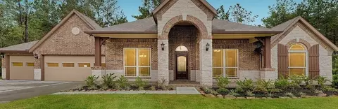 4512 Southern Dr, Dayton, TX 77535