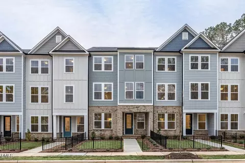 149 Broadway St, Knightdale, NC 27545