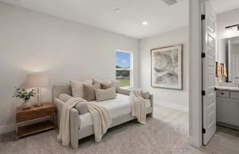 Bedroom - 616 Cotella Cv, Bradenton, FL 34212 photo 3 of 4