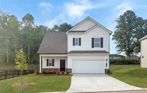 138 Red Tail Dr, Ringgold, GA 30736