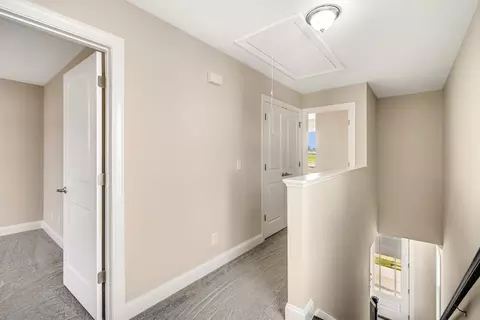 Entry Way - 218 Buxton Rd, Dalton, GA 30721 photo 3 of 3