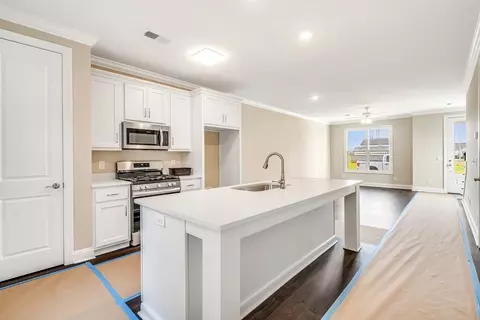 Kitchen - 218 Buxton Rd, Dalton, GA 30721 photo 1 of 7