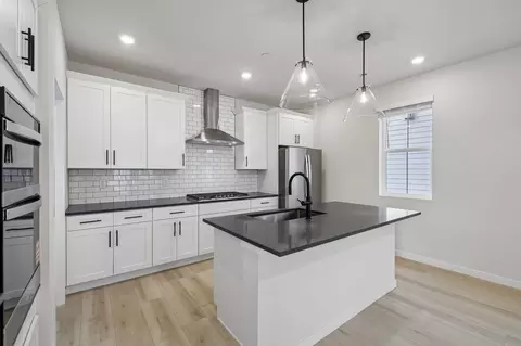 Kitchen - 8678 King St, Westminster, CO 80031 photo 2 of 8