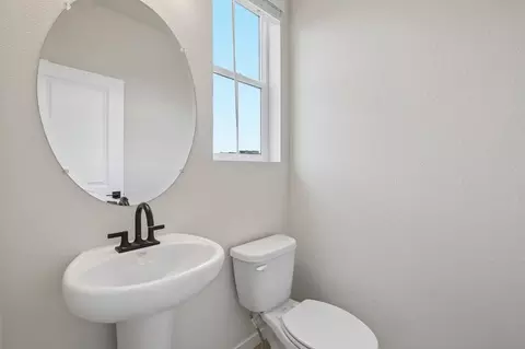 Bath - 8678 King St, Westminster, CO 80031 photo 1 of 4
