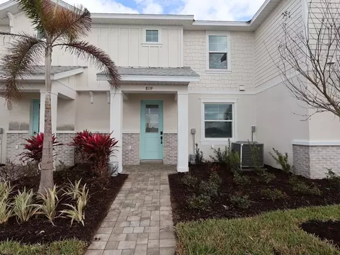 8119 Seaflower Pkwy, Bradenton, FL 34210