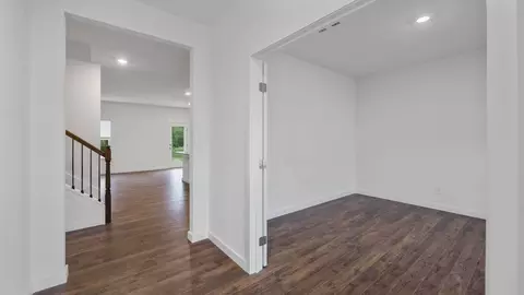 Entry Way - 7372 Bendire Loop, Hixson, TN 37343 photo 1 of 8