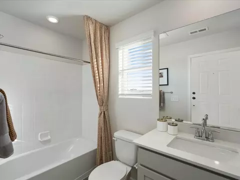 Bath - 642 97th Ave, Greeley, CO 80631 photo 5 of 5