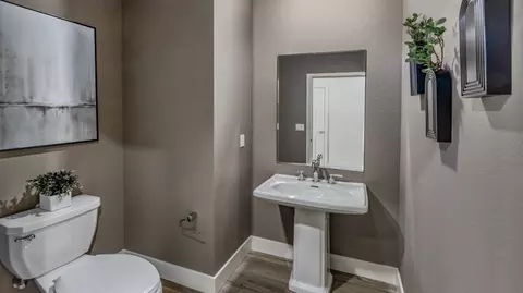 Bath - 7727 Levant Pl, Tracy, CA 95377 photo 2 of 4