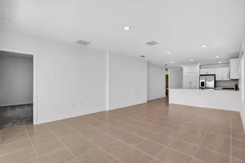 Living - 13513 Sawmill St, Parrish, FL 34219 photo 2 of 4