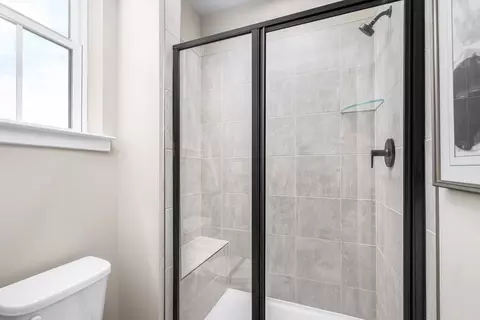 Bath - 4062 Perseus Ln # A, Charlottesville, VA 22901 photo 3 of 4