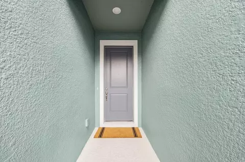 Entry Way - 5228 Luisa Ct, Saint Cloud, FL 34771 photo 1 of 7