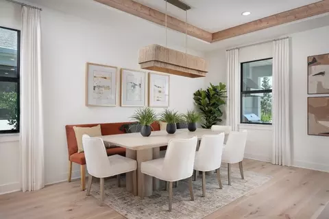 Dining - 5736 Freestone Cir, Apollo Beach, FL 33572 photo 1 of 1