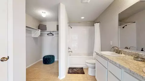 Bath - 11 Deerfield Dr, Ward, AR 72176 photo 1 of 2