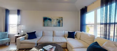 Living - 11 Deerfield Dr, Ward, AR 72176 photo 1 of 5