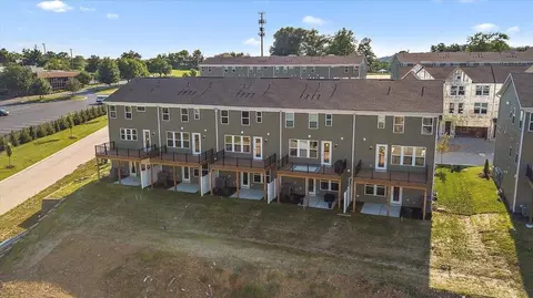 View/Area - 258 Meridian Way, Fort Mitchell, KY 41017 photo 2 of 9
