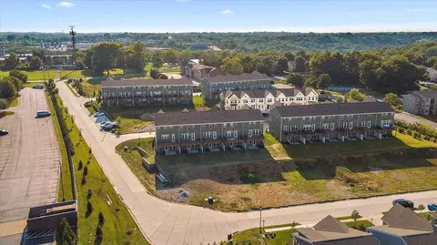 View/Area - 258 Meridian Way, Fort Mitchell, KY 41017 photo 3 of 9