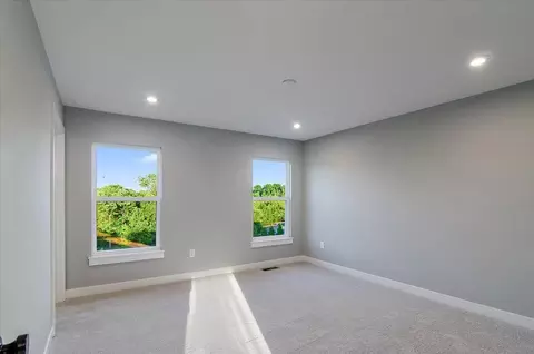 Bedroom - 258 Meridian Way, Fort Mitchell, KY 41017 photo 1 of 11